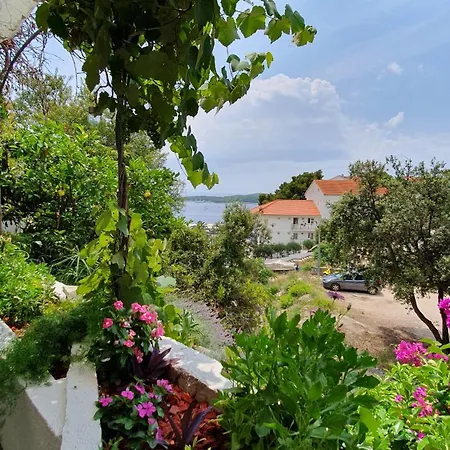 Filis Hvar Town
